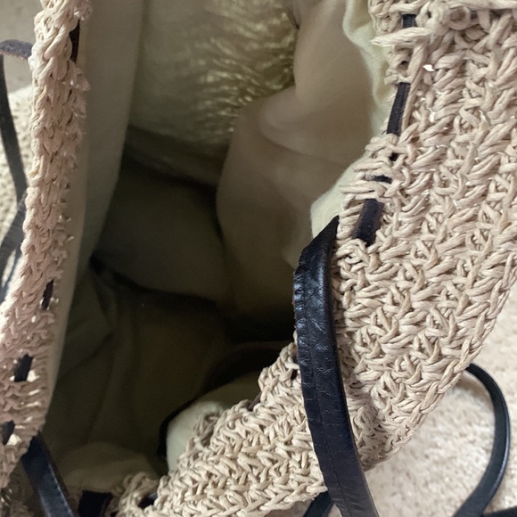 Eddie Bauer bag with leather straps - Picture 5 of 10